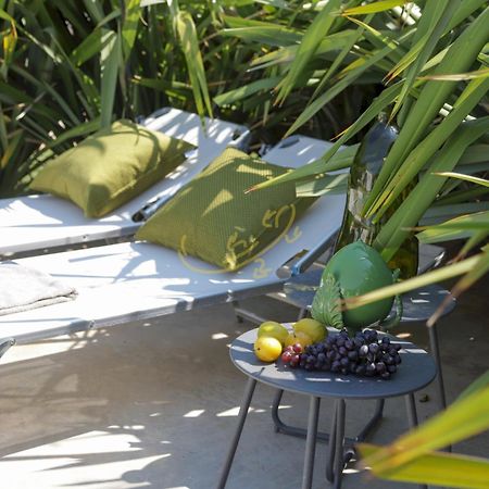 Td Dimora Del Giglio With Organic Garden With Pool Villa ออสตูนี ภายนอก รูปภาพ