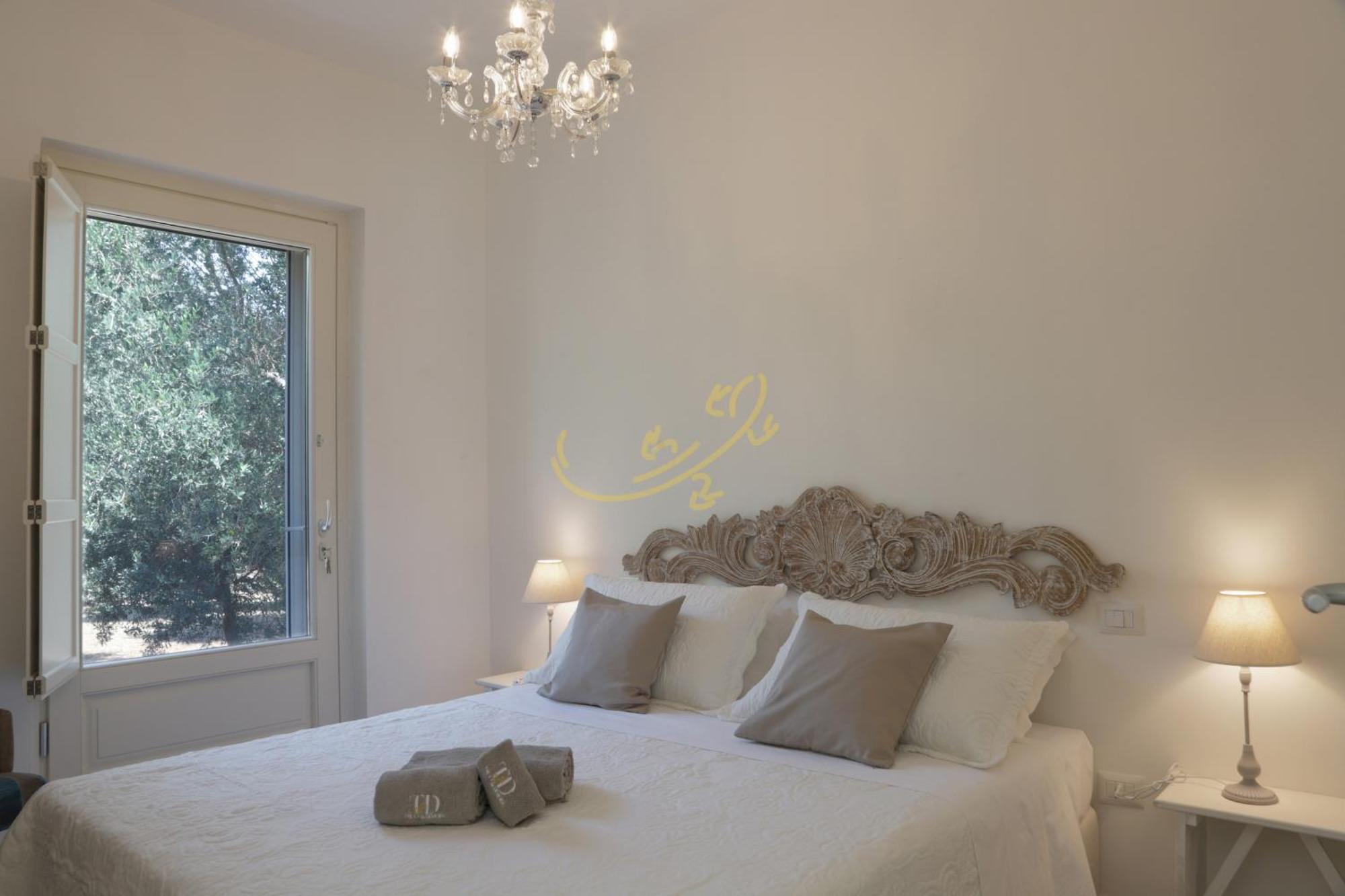 Td Dimora Del Giglio With Organic Garden With Pool Villa ออสตูนี ภายนอก รูปภาพ