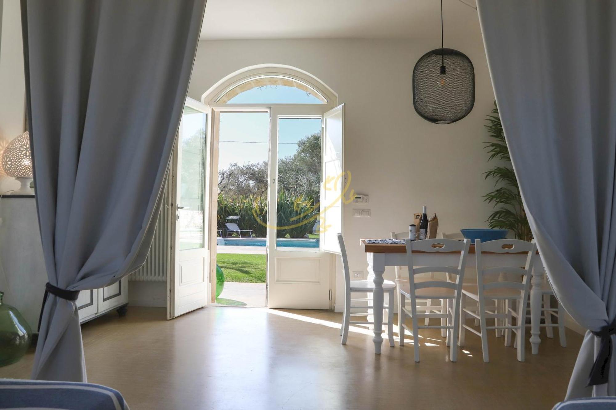 Td Dimora Del Giglio With Organic Garden With Pool Villa ออสตูนี ภายนอก รูปภาพ